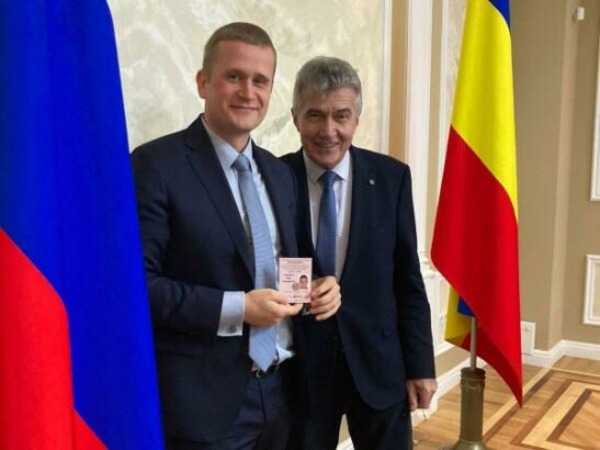 В Ростове прошло вручение мандатов вновь избранным членам ОНК
