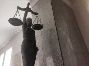 В Новочеркасске осудили мужчину, зарезавшего свою сожительницу
