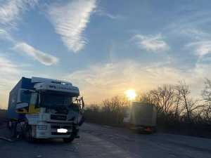 ДТП с двумя большегрузами произошло под Новочеркасском