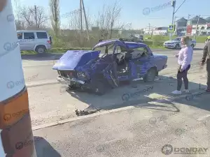 На трассе Аксай-Новочеркасск семейная пара пострадала в ДТП с рейсовым автобусом