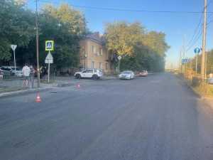 В Новочеркасске автомобиль сбил пенсионерку