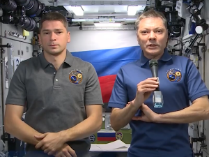 Новочеркасский космонавт с борта МКС поздравил дончан с Новым годом