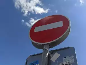 В Новочеркасске на улице Михайловской ограничат движение транспорта до 25 апреля