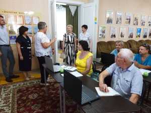 Заместитель Председателя Общественной палаты региона Елена Макаренко провела встречу с руководителями НКО Таганрога