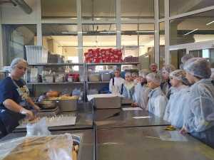 Глава администрации города: на предприятиях Ростова для школьников за год провели 139 экскурсий