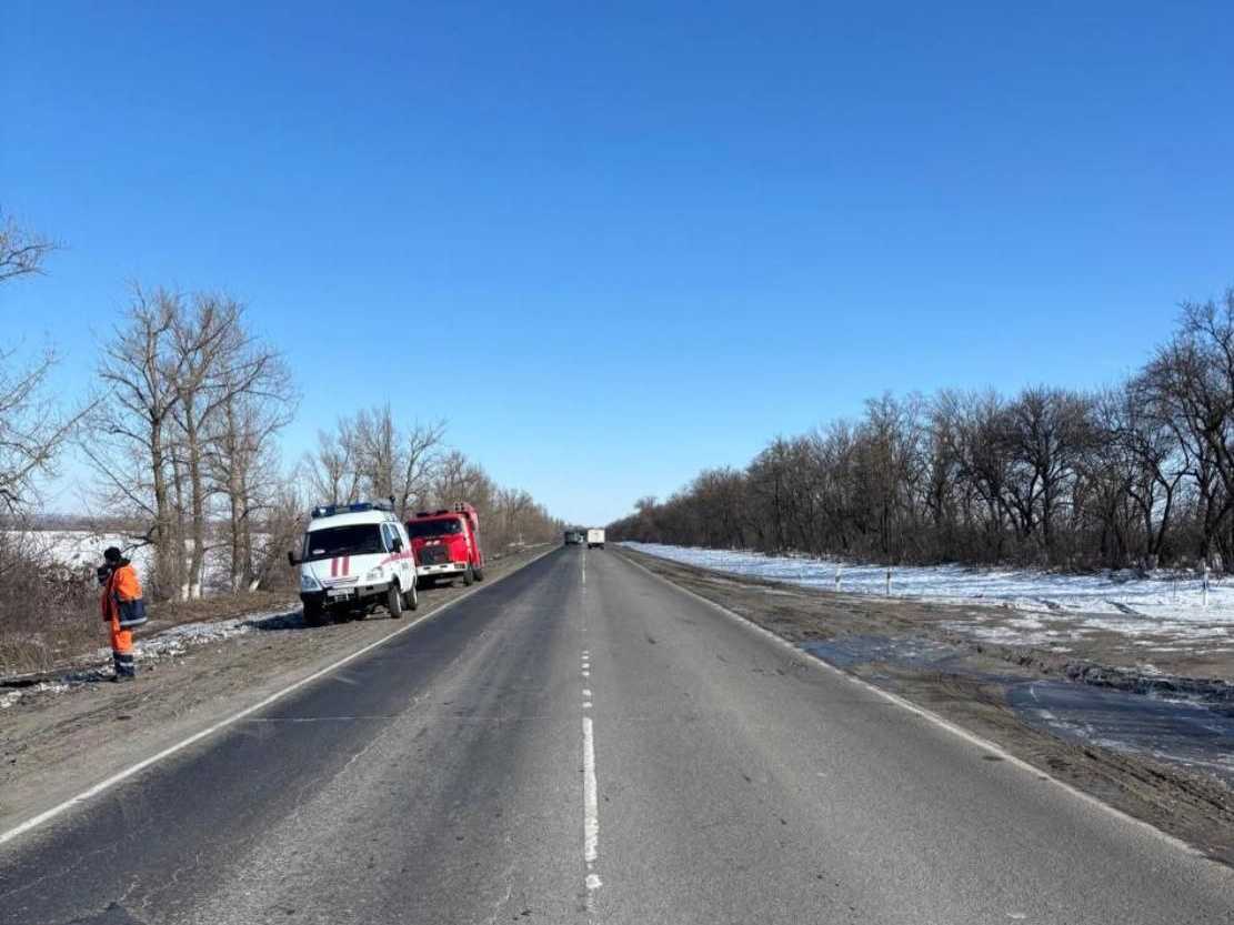 В страшной аварии под Новочеркасском пострадали двое