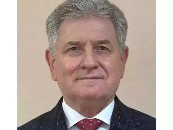 Временно исполняющим обязанности главы администрации Новочеркасска выбран Виктор Синюгин