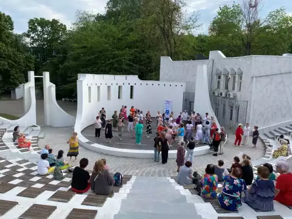 В Ростове прошла дискотека «серебряного» возраста