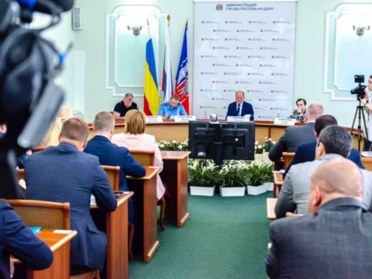 Александр Скрябин: «Торговые павильоны должны размещаться в соответствии с правилами благоустройства»