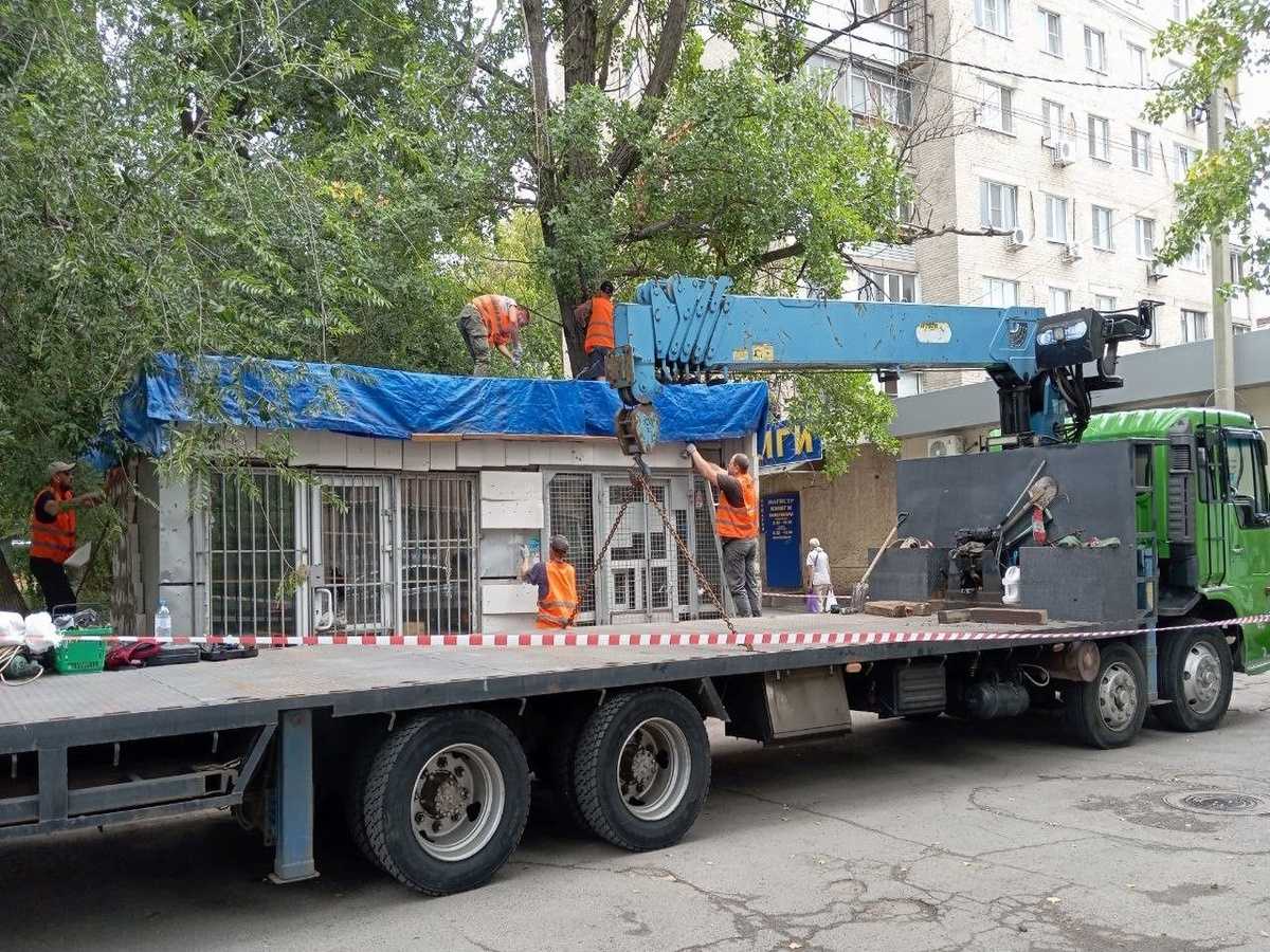 В Ростовской области начали ликвидацию незаконных торговых объектов