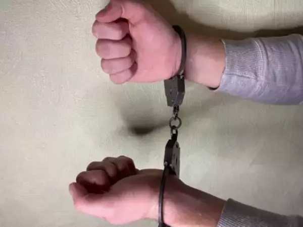 Двое сотрудников ДПС из Новочеркасска подозреваются в получении взятки
