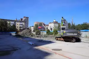 Глава Ростова Александр Скрябин: Проект строительства фонтана возле гостиницы «Амакс» постепенно реализуют