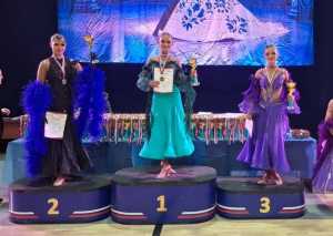 Танцовщица из Новочеркасска стала трехкратной чемпионкой России по спортивным танцам