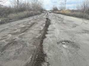 В Новочеркасске из-за неудовлетворительного состояния дороги на улице Ульяны Громовой следователи начали уголовное расследование